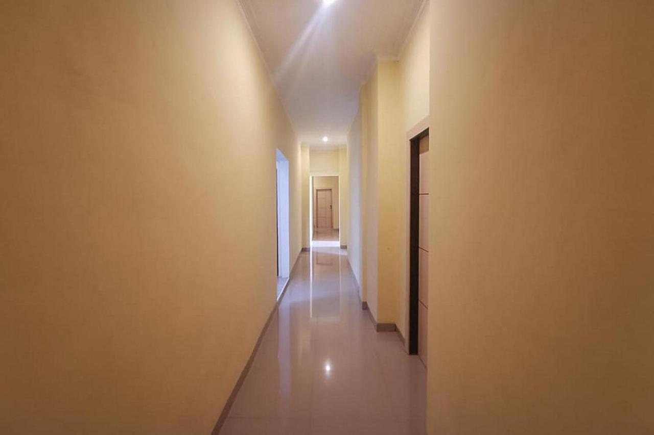 Reddoorz Near Kantor Walikota Bontang Nyerakat Экстерьер фото